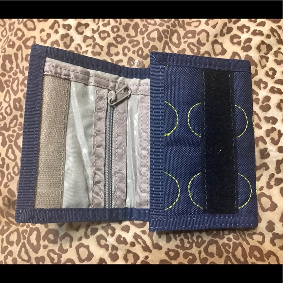 PUMA Velcro Wallet - Picture 5 of 5